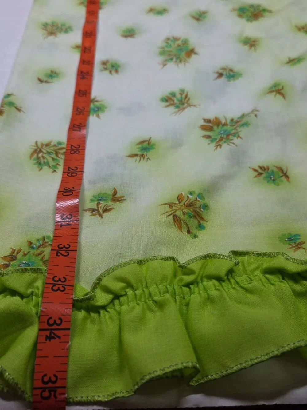 Vintage Ruffled Floral 2 Curtain Panels Green/White 32 x 35 in Rod Pocket